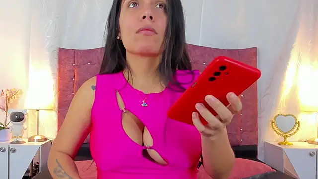 ValentinaGuerra online show from 2, 10, 2025