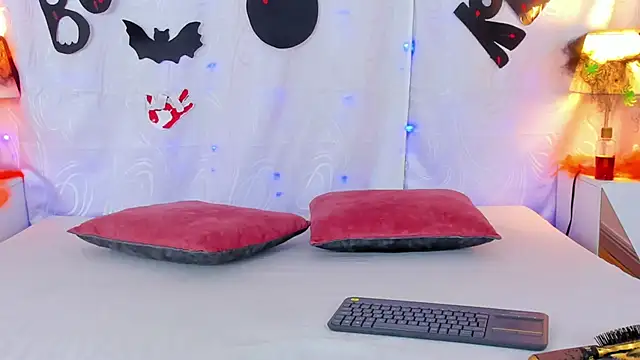 ValentinaGuerra online show from 31, 10, 2025