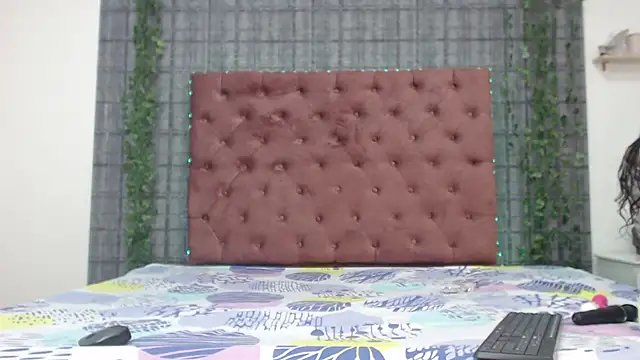 Snapshot of Mia__coluccy chatting on 13, 3, 2025 Mia  coluccy online show from 13, 3, 2025