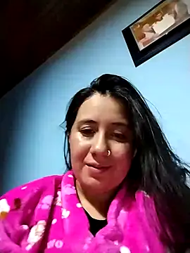Snapshot of sweetie__annieee chatting on 12, 10, 2025 sweetie annieee online show from 12, 10, 2025