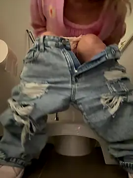 skybeatrice7 online show from 8, 10, 2025