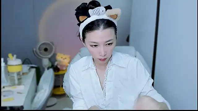 Snapshot of A_dabo chatting on 7, 11, 2025 A dabo online show from 7, 11, 2025