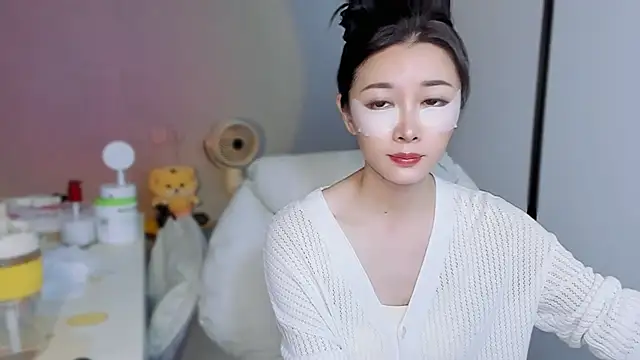 Snapshot of A_dabo chatting on 3, 12, 2025 A dabo online show from 3, 12, 2025