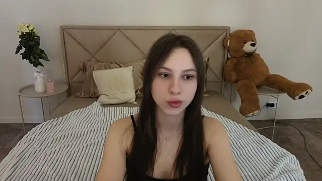 Snapshot of PaigePrado chatting on 17, 3, 2026 PaigePrado online show from 17, 3, 2026