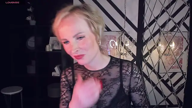 Snapshot of Sandra_Kind chatting on 20, 2, 2025 Sandra Kind online show from 20, 2, 2025