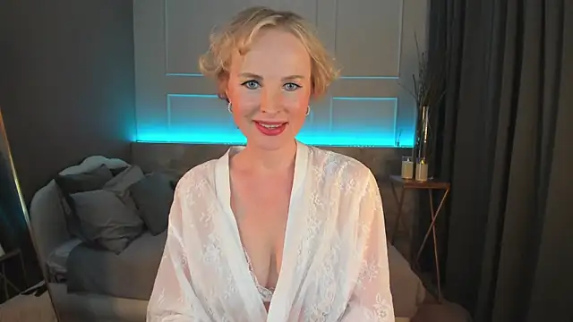 Snapshot of Sandra_Kind chatting on 18, 3, 2025 Sandra Kind online show from 18, 3, 2025