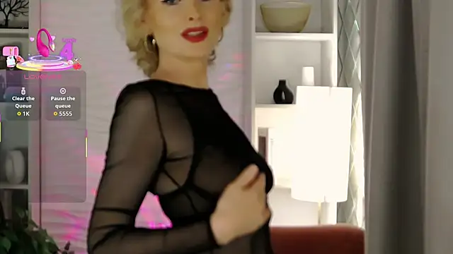 Snapshot of Sandra_Kind chatting on 11, 9, 2025 Sandra Kind online show from 11, 9, 2025