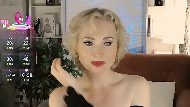 Snapshot of Sandra_Kind chatting on 20, 9, 2025 Sandra Kind online show from 20, 9, 2025
