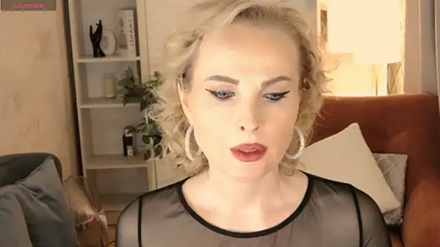 Sandra Kind online show from 8, 3, 2026