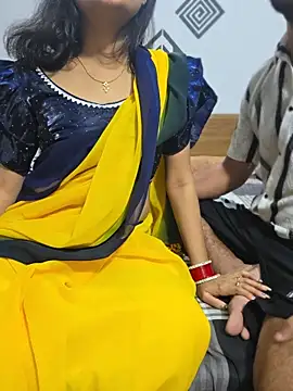 Snapshot of RealcoupleP chatting on 30, 4, 2026 RealcoupleP online show from 30, 4, 2026