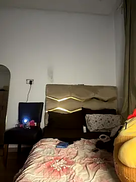 Snapshot of Roroo002 chatting on 16, 9, 2025 Roroo002 online show from 16, 9, 2025