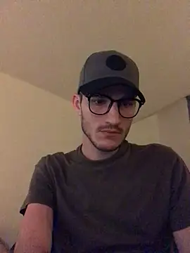 Snapshot of yoyoboy988 chatting on 9, 3, 2025 yoyoboy988 online show from 9, 3, 2025