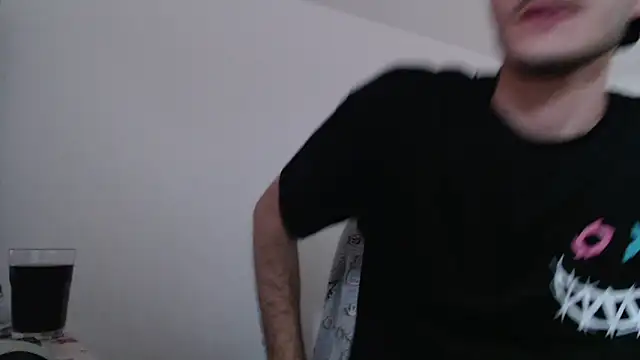 Snapshot of yoyoboy988 chatting on 12, 9, 2025 yoyoboy988 online show from 12, 9, 2025