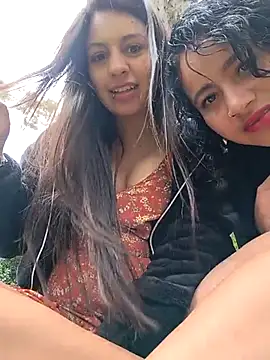 Snapshot of Nat_XxX chatting on 5, 4, 2026 Nat XxX online show from 5, 4, 2026