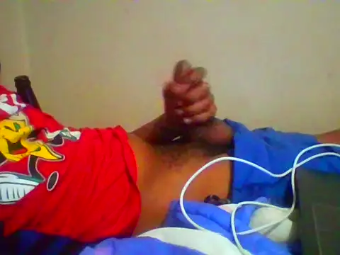 Snapshot of TwistedR chatting on 26, 11, 2025 TwistedR online show from 26, 11, 2025