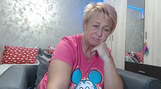 RosesandLillies online show from 20, 1, 2025