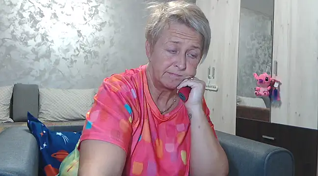 RosesandLillies online show from 20, 2, 2025