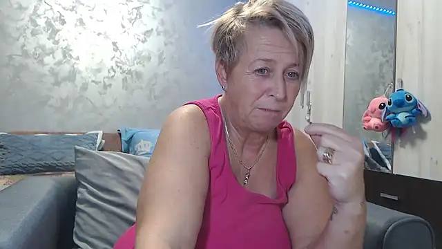 RosesandLillies online show from 11, 1, 2026