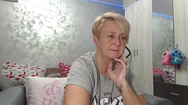 RosesandLillies online show from 11, 4, 2026