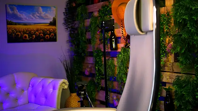 Snapshot of JenniferGraces chatting on 5, 2, 2026 JenniferGraces online show from 5, 2, 2026