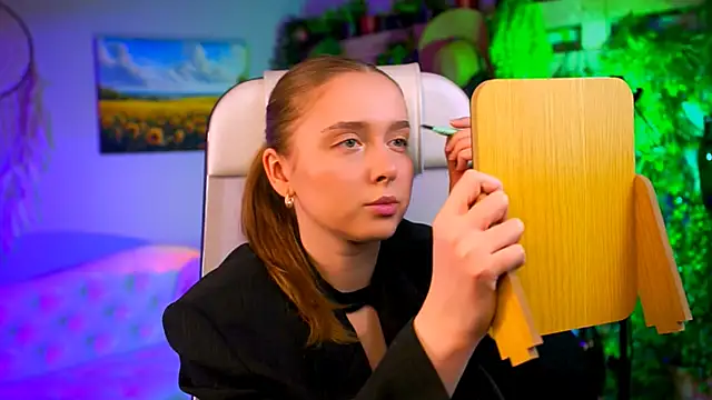 Snapshot of JenniferGraces chatting on 11, 2, 2026 JenniferGraces online show from 11, 2, 2026