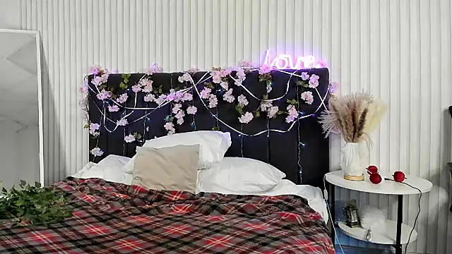 boozekirs  online show from 12, 11, 2025