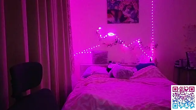 Snapshot of boozekirs_ chatting on 11, 2, 2026 boozekirs online show from 11, 2, 2026