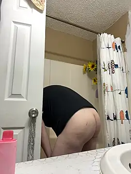 Snapshot of HTXBELLE chatting on 14, 1, 2026 HTXBELLE online show from 14, 1, 2026