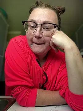 HTXBELLE online show from 28, 3, 2026