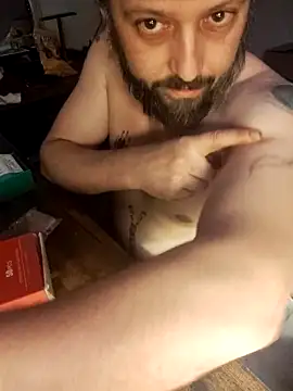 Snapshot of Cummaker69 chatting on 16, 12, 2025 Cummaker69 online show from 16, 12, 2025