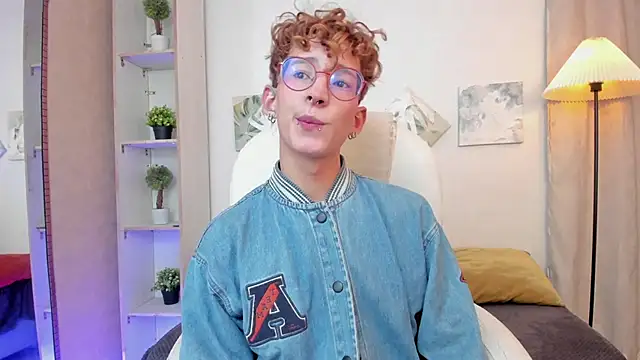 Snapshot of iiangel_ chatting on 30, 11, 2025 iiangel online show from 30, 11, 2025