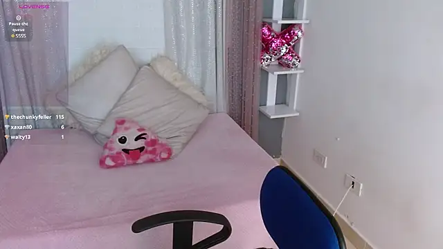 emily-777 online show from 18, 3, 2025