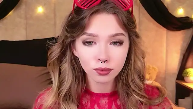 Sierra Fane online show from 20, 12, 2025