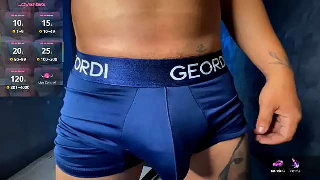 Snapshot of jeffvalemtino chatting on 22, 10, 2025 jeffvalemtino online show from 22, 10, 2025