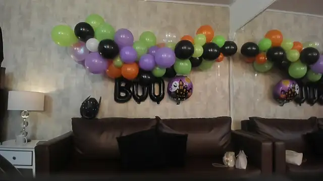 Snapshot of NahomyCarther chatting on 2, 11, 2025 NahomyCarther online show from 2, 11, 2025