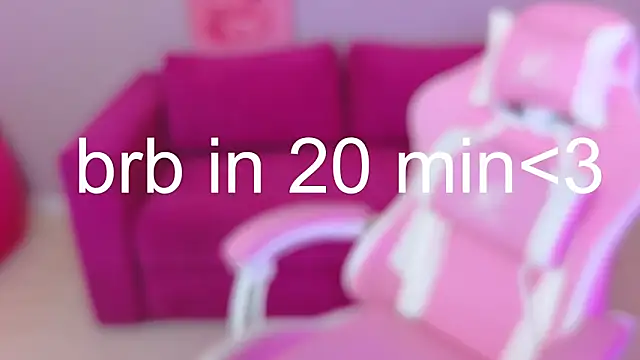 Snapshot of KristinMoore chatting on 21, 3, 2025 KristinMoore online show from 21, 3, 2025