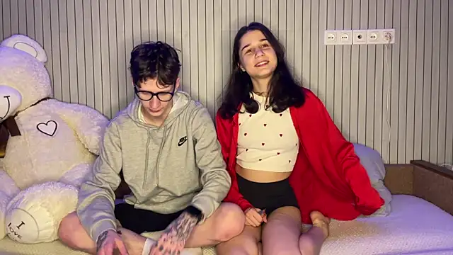 baby lesi online show from 12, 3, 2026