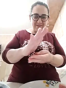 Snapshot of Dolcecurvy chatting on 26, 4, 2026 Dolcecurvy online show from 26, 4, 2026