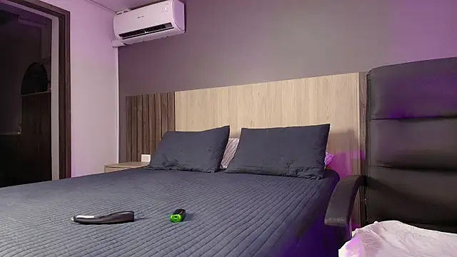 Snapshot of Ashly_hills chatting on 4, 3, 2025 Ashly hills online show from 4, 3, 2025