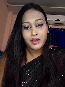 Snapshot of hotlovr chatting on 11, 3, 2025 hotlovr online show from 11, 3, 2025