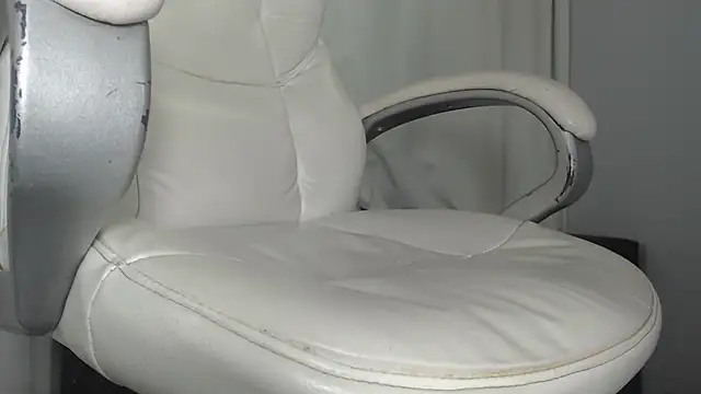 Mature 2025 online show from 9, 3, 2025