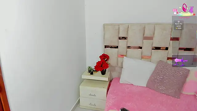 cutie sarax1 online show from 8, 11, 2025