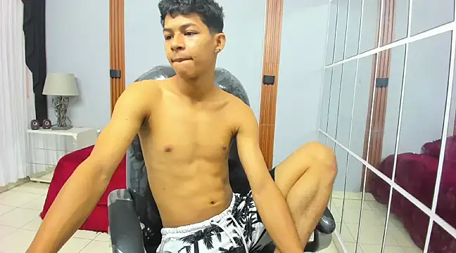 leslieanddrako online show from 5, 3, 2025