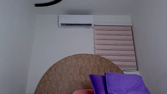 Snapshot of abigail_fx chatting on 28, 11, 2025 abigail fx online show from 28, 11, 2025