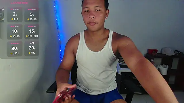 Snapshot of Gooss_cum chatting on 5, 11, 2025 Gooss cum online show from 5, 11, 2025