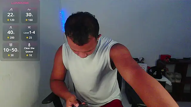 Snapshot of Gooss_cum chatting on 17, 11, 2025 Gooss cum online show from 17, 11, 2025