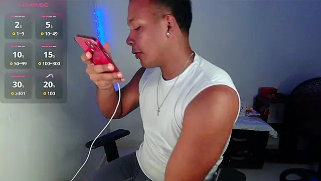 Snapshot of Gooss_cum chatting on 19, 11, 2025 Gooss cum online show from 19, 11, 2025