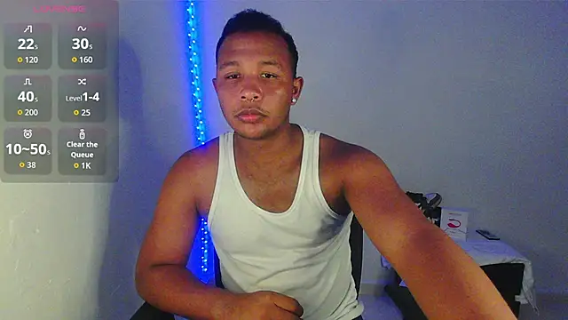 Snapshot of Gooss_cum chatting on 24, 11, 2025 Gooss cum online show from 24, 11, 2025