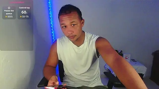 Snapshot of Gooss_cum chatting on 2, 12, 2025 Gooss cum online show from 2, 12, 2025