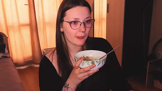 milliedoll online show from 3, 4, 2026